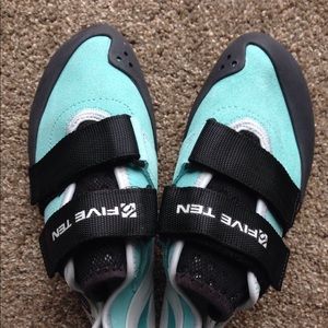 Brand New Five Ten Gambit VCA climbing shoe